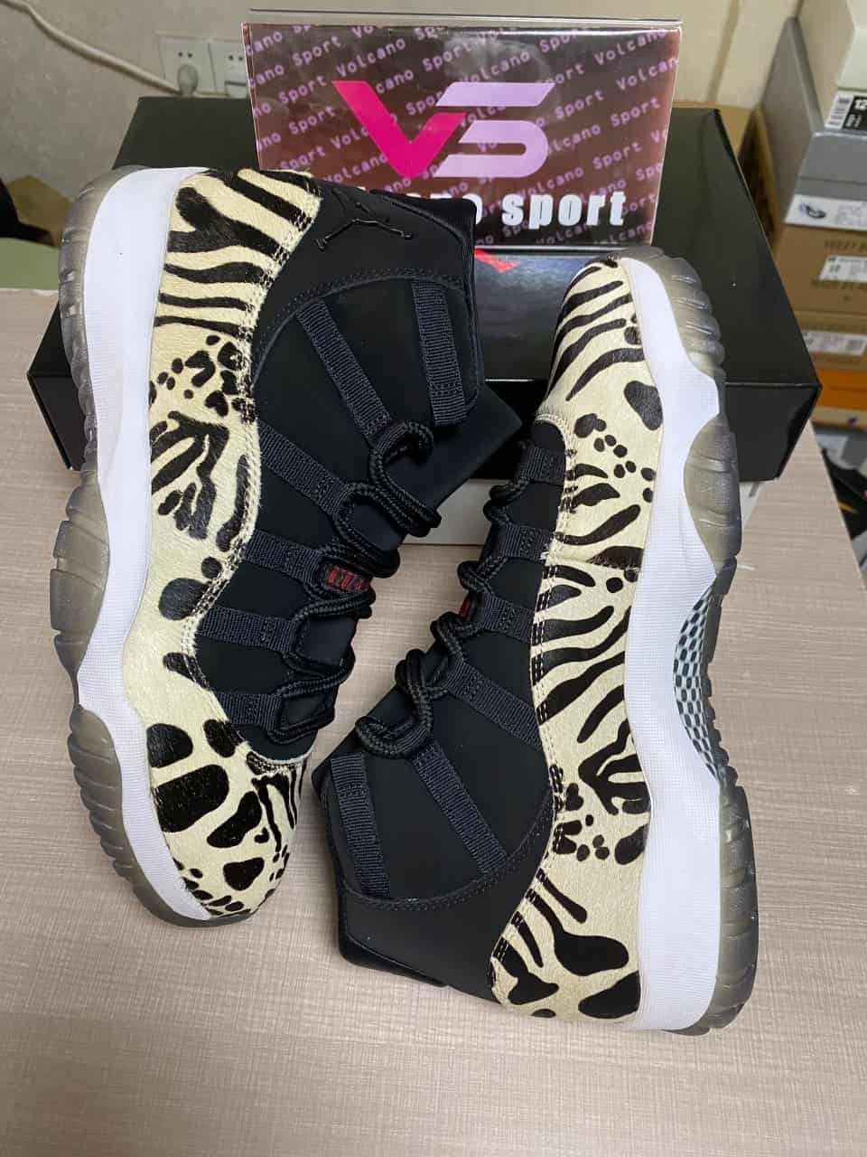 Jordan 11 Retro Animal Instinct AR0715-010