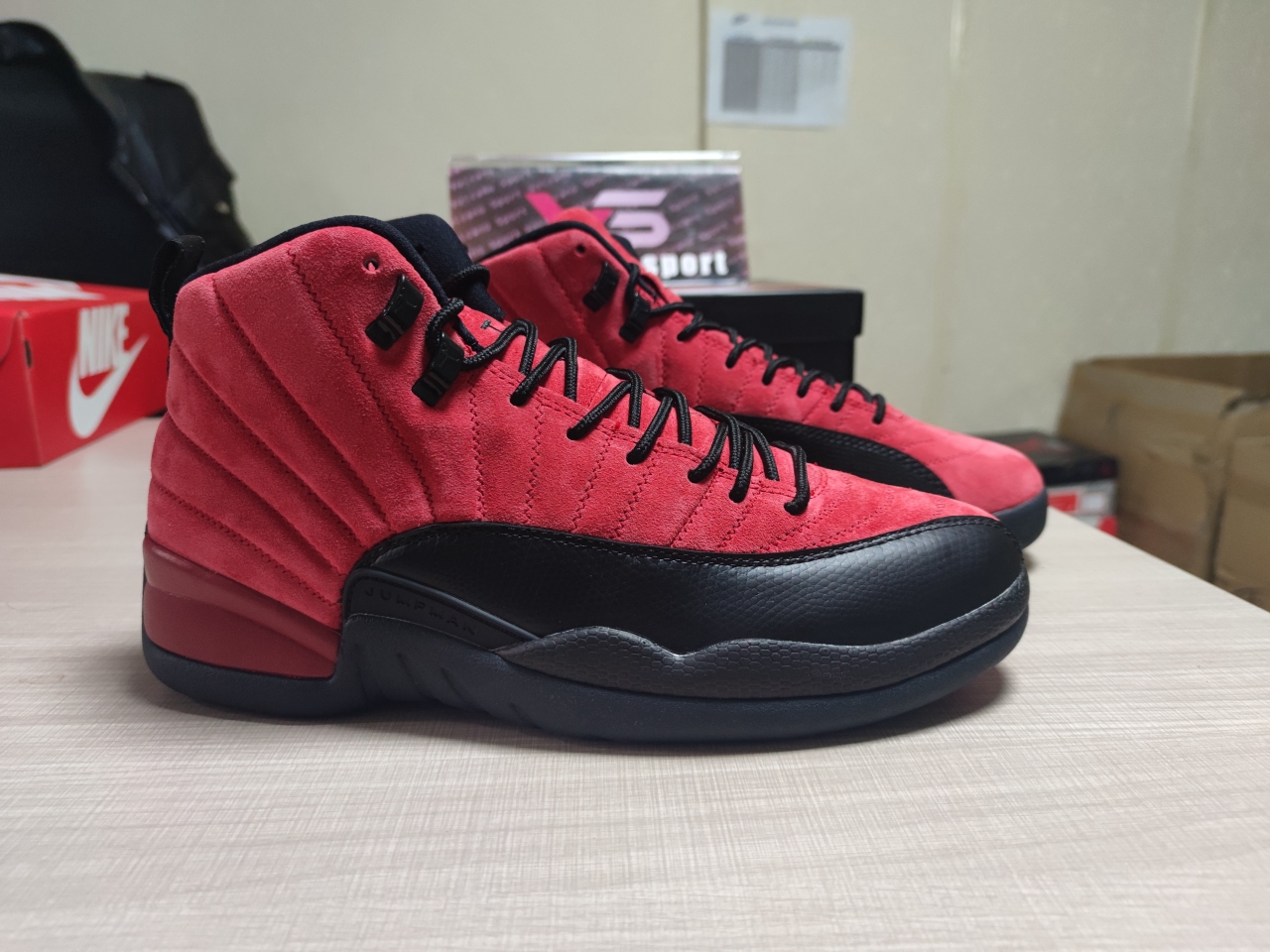 Jordan 12 Retro Reverse Flu Game CT8013-602
