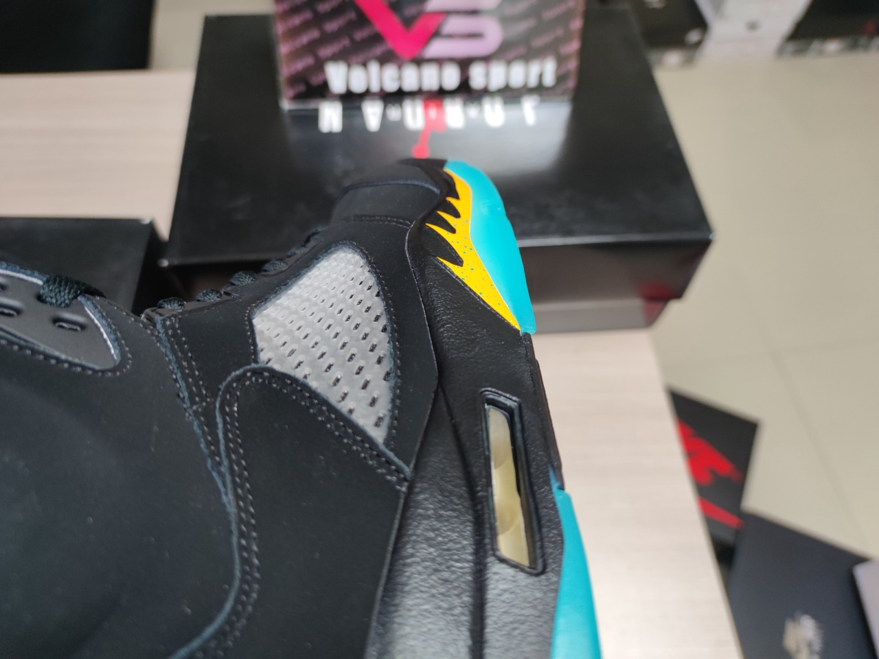 Jordan 5 Retro Aqua DD0587 047
