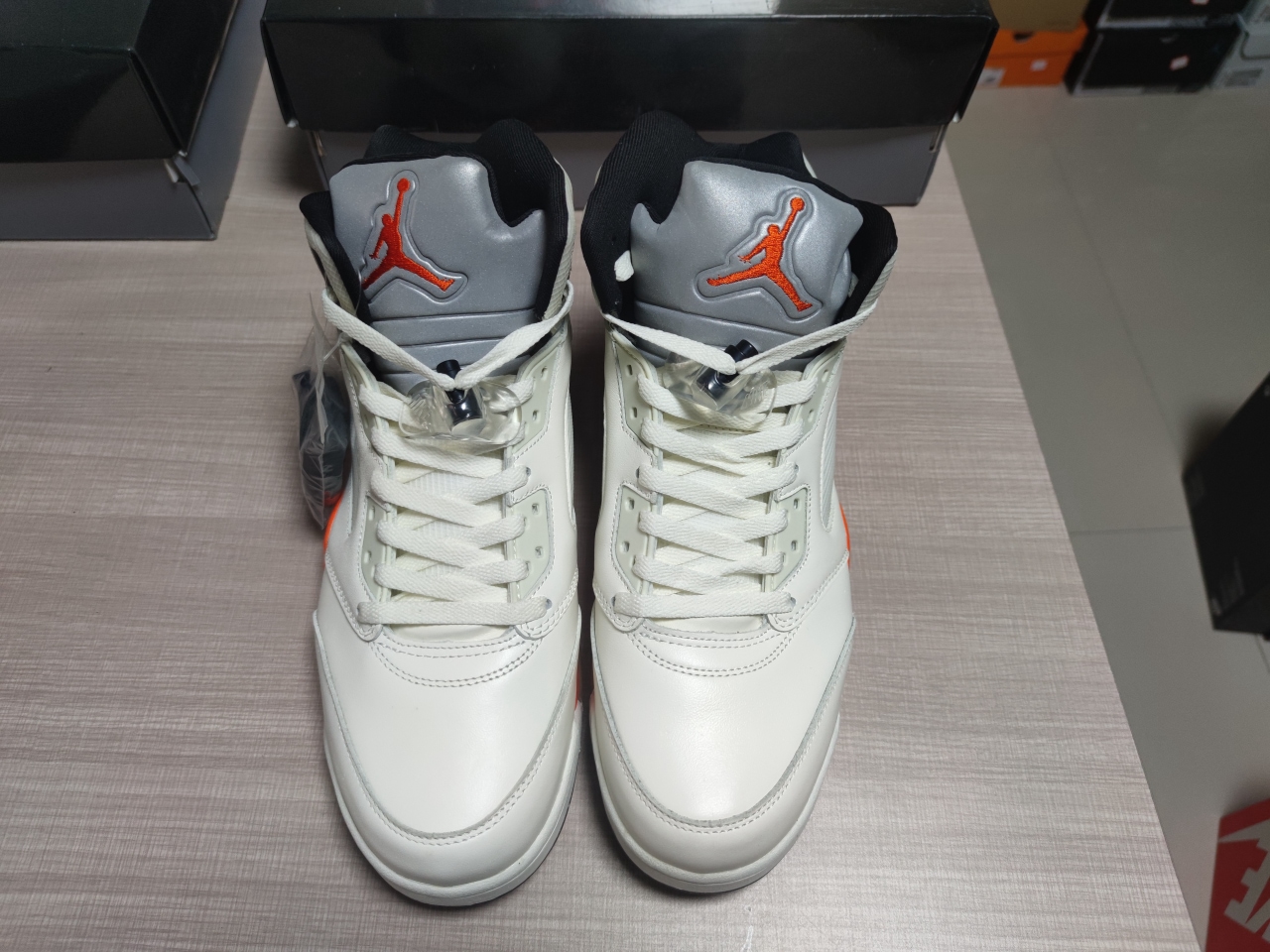 Jordan 5 Retro Shattered Backboard DC1060-100