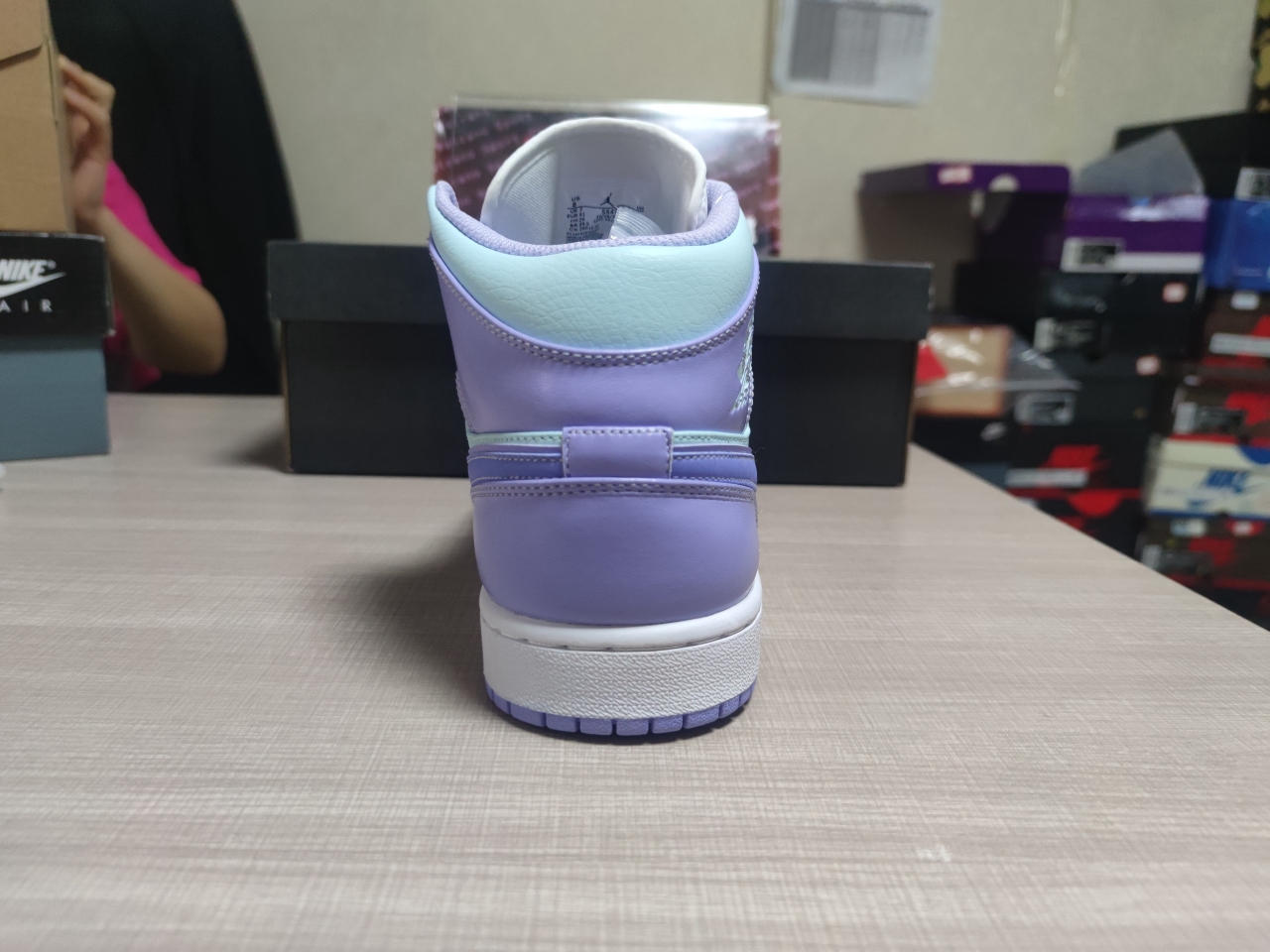 Jordan 1 Mid Purple Aqua 554724-500