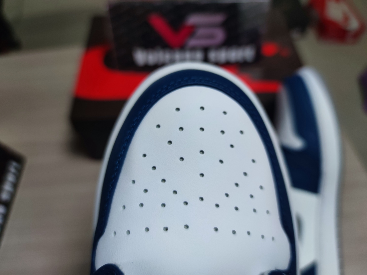 Air Jordan 1 Low “Purple Black” 553558 412