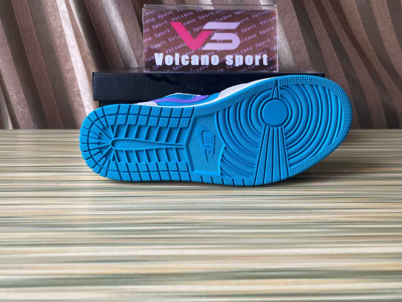 Jordan 1 Low SE Pistachio Frost Aquatone DX4334-300