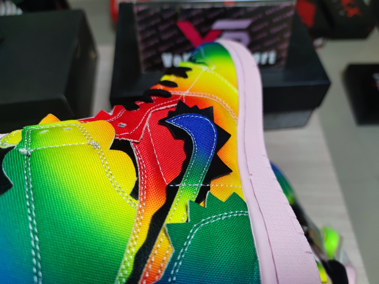 J Balvin x Jordan 1 High OG DC3481 900