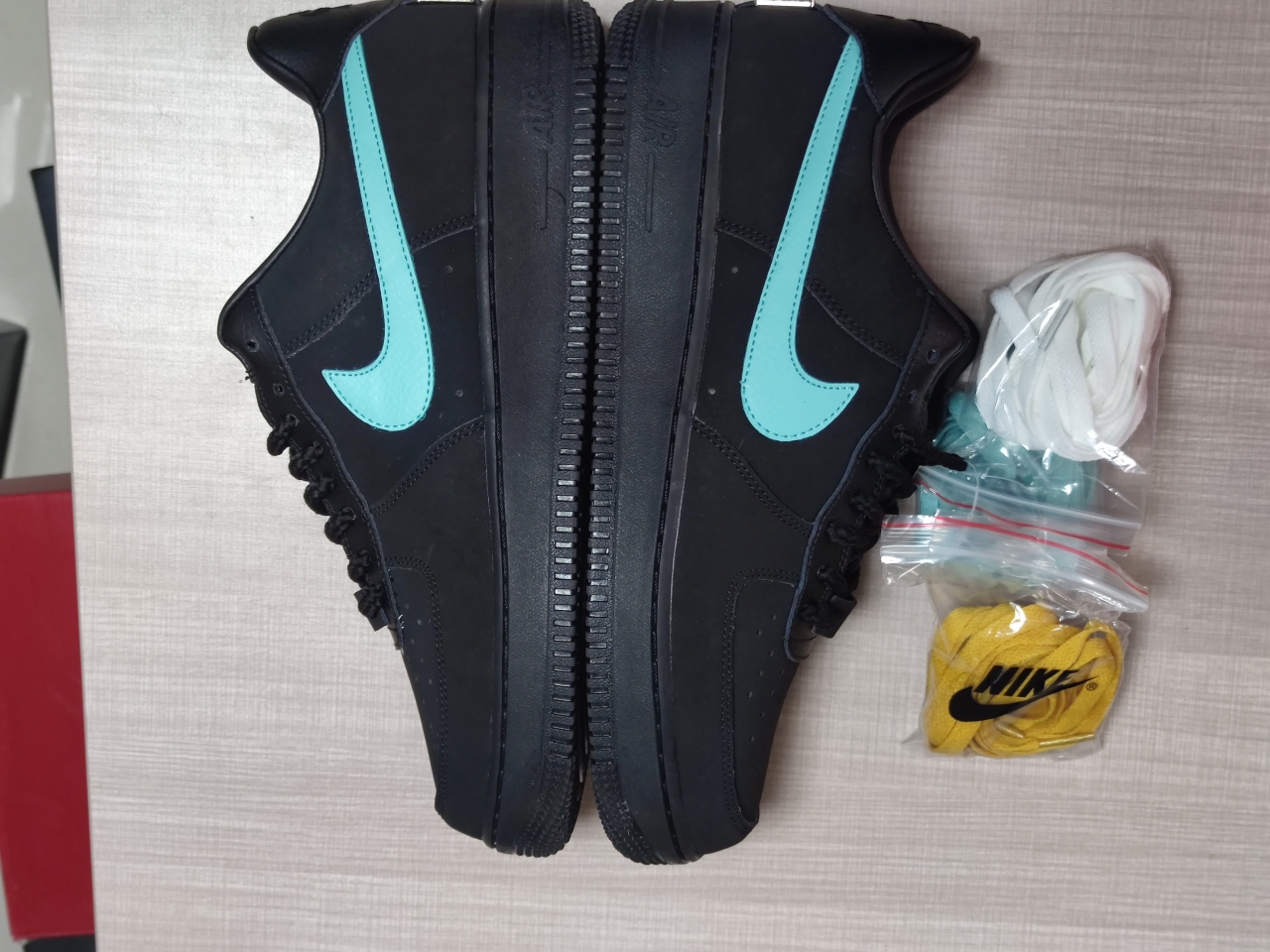 Tiffany X Air Force 1 Black and Green AO2425 400