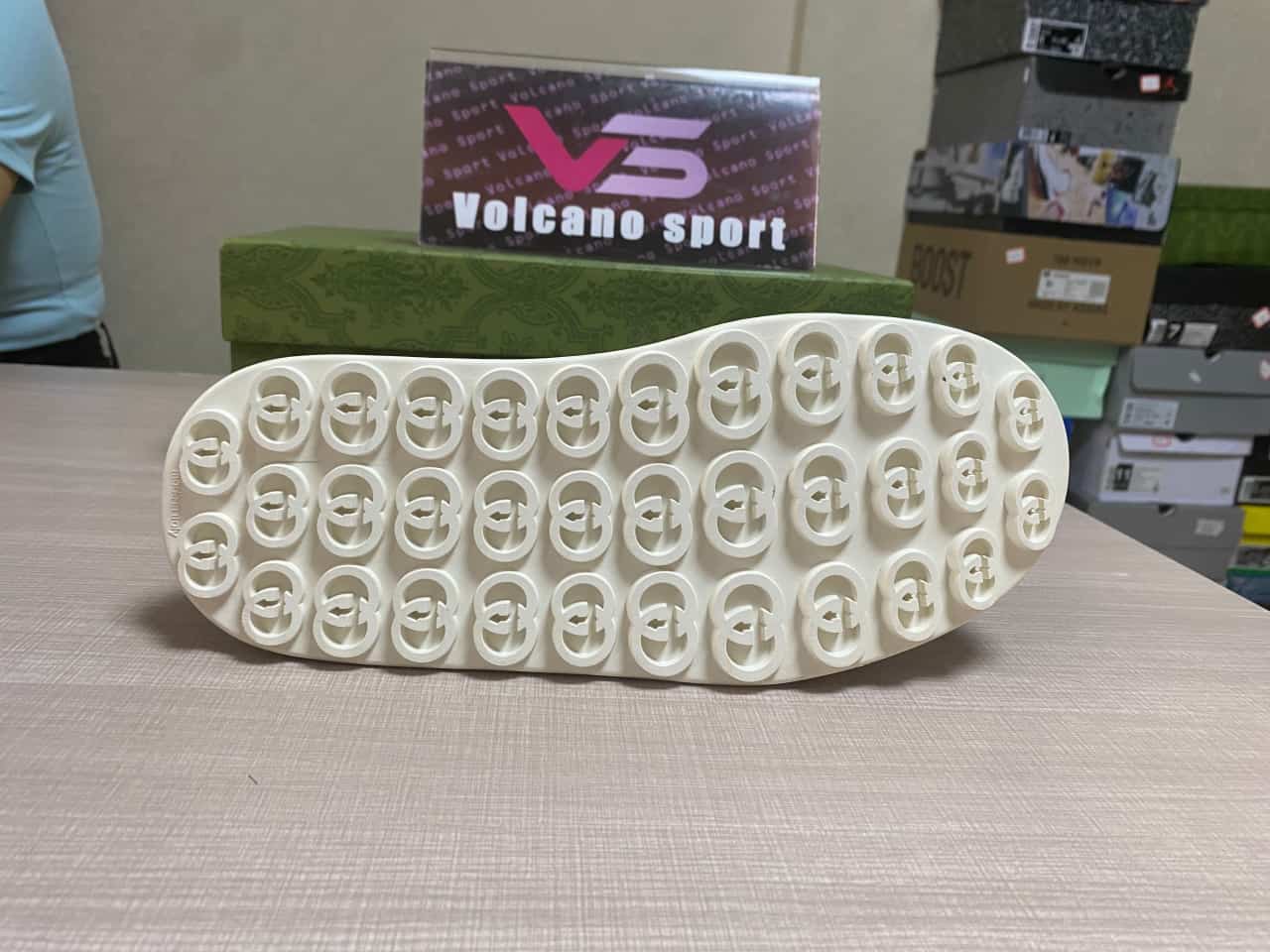 GUCCI printed platform sneakers