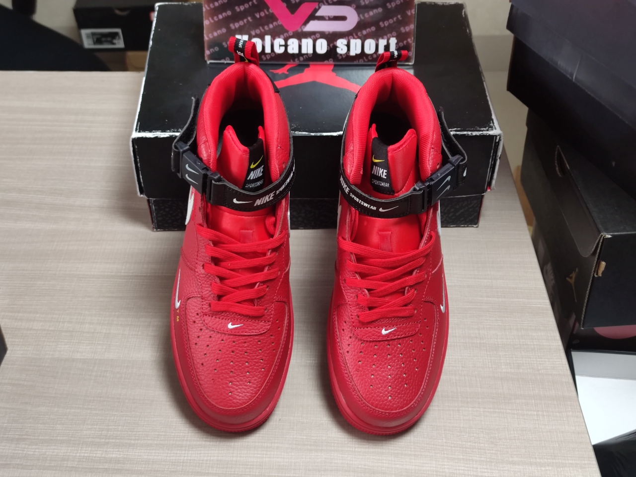 Air Force 1 Mid Utility University Red 804609-605