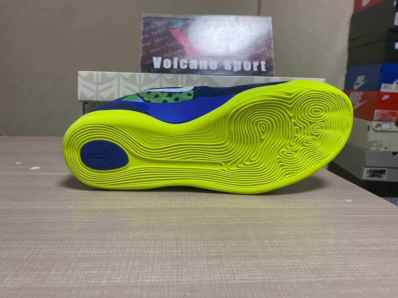 Kobe 9 EM Low Brazil 646701-413