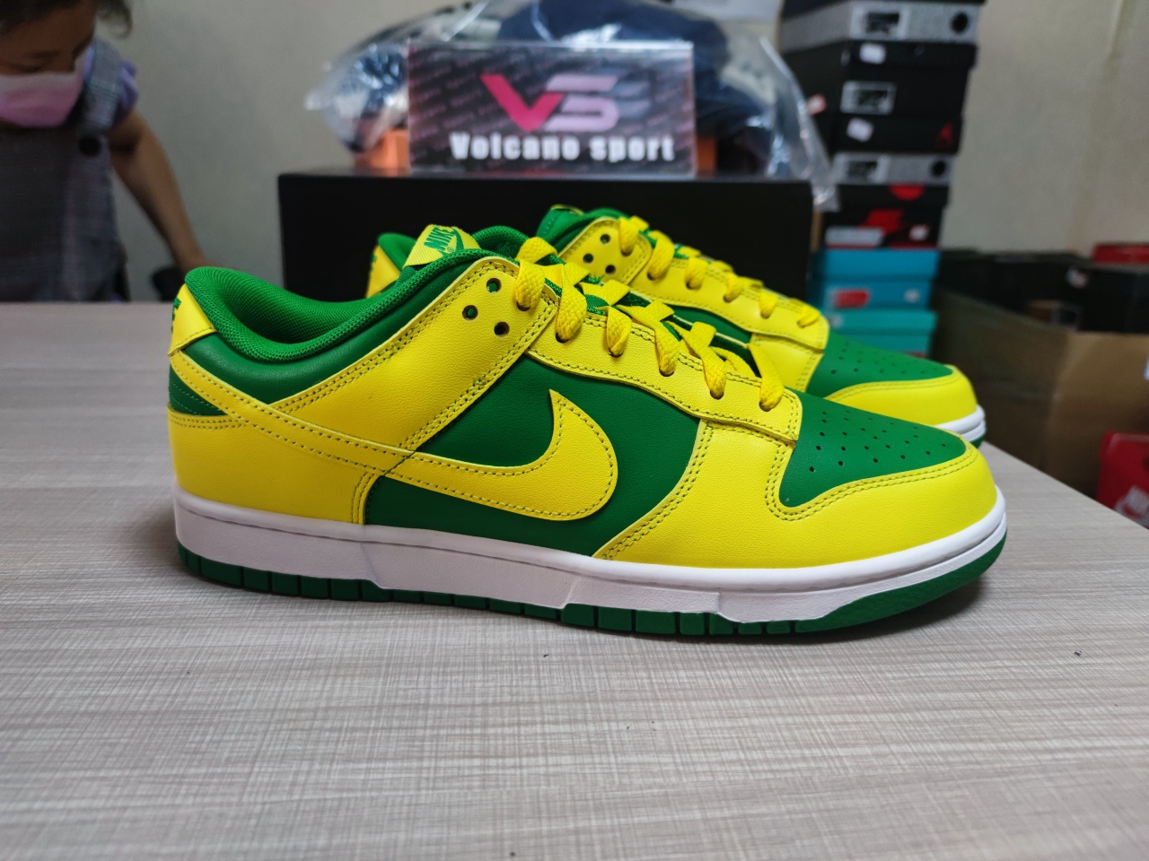Dunk Low Retro Reverse Brazil DV0833-300
