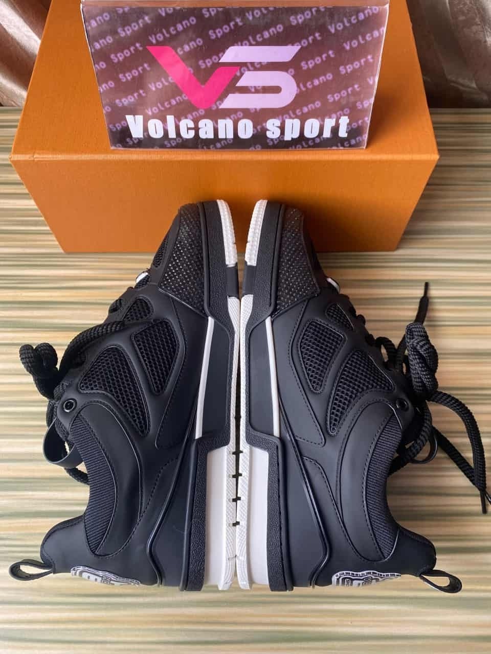 LV Skate Sneaker Black White 1AARR1