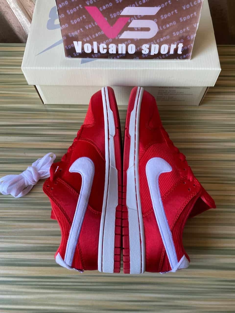 Nike Dunk Low Valentine's Day FZ3548-612