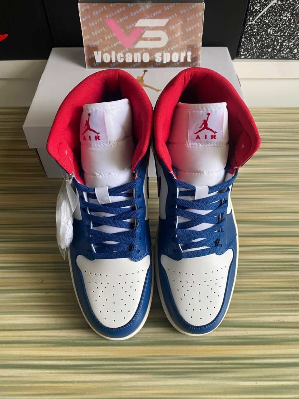 Jordan 1 Mid French Blue Gym Red BQ6472-146