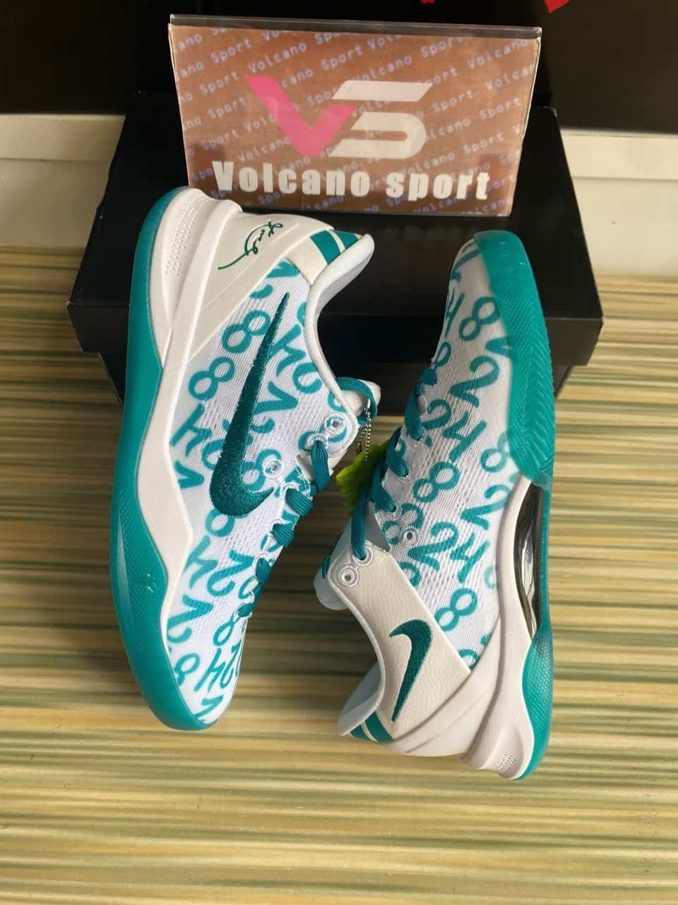 Kobe 8 Protro Radiant Emerald FQ3549-101