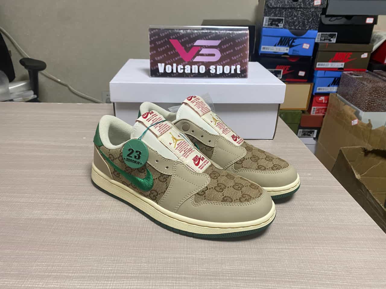 Jordan 1 Low Slip Shadow AV3918-318