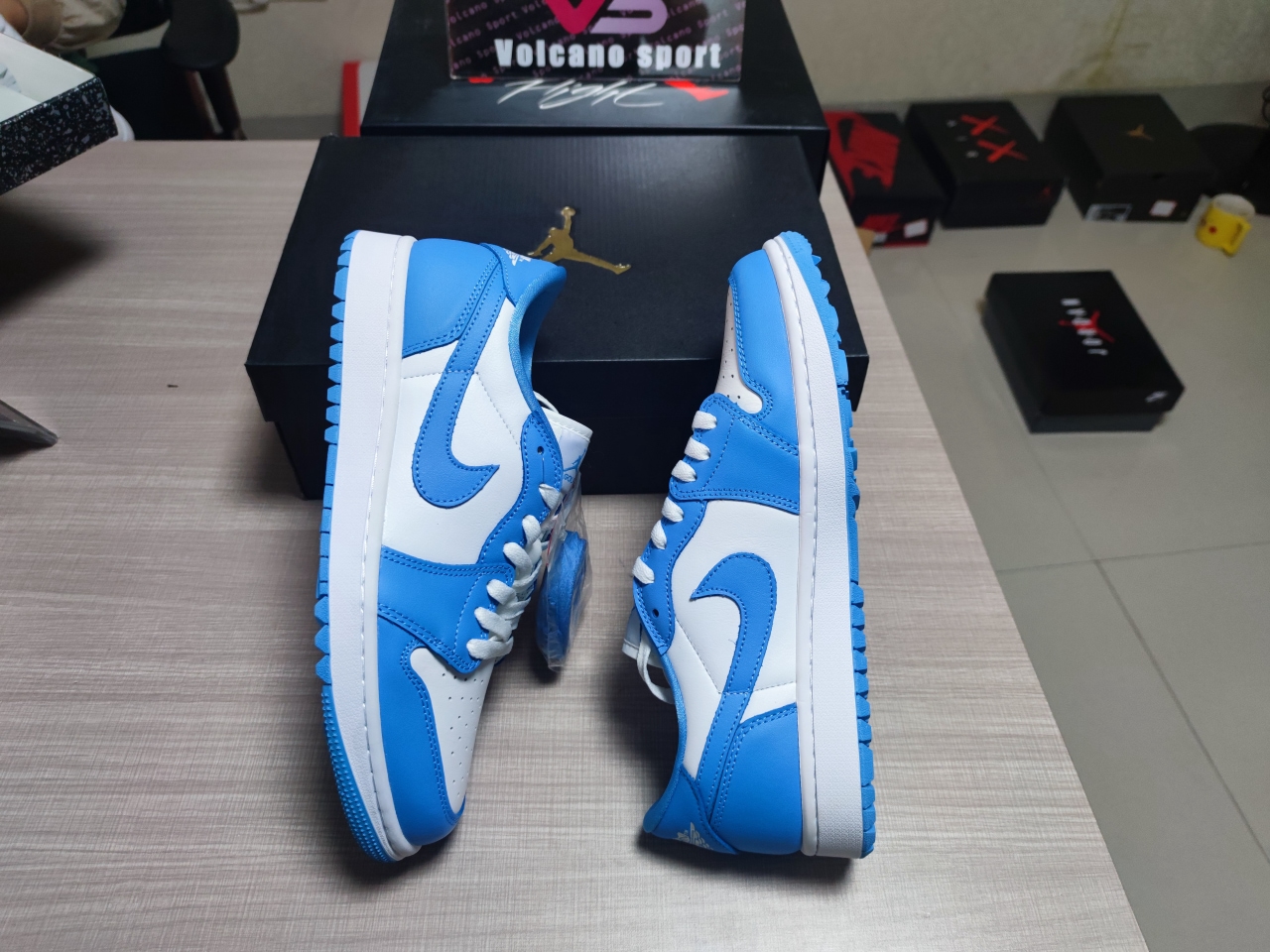 Jordan 1 Low Golf D9315-100