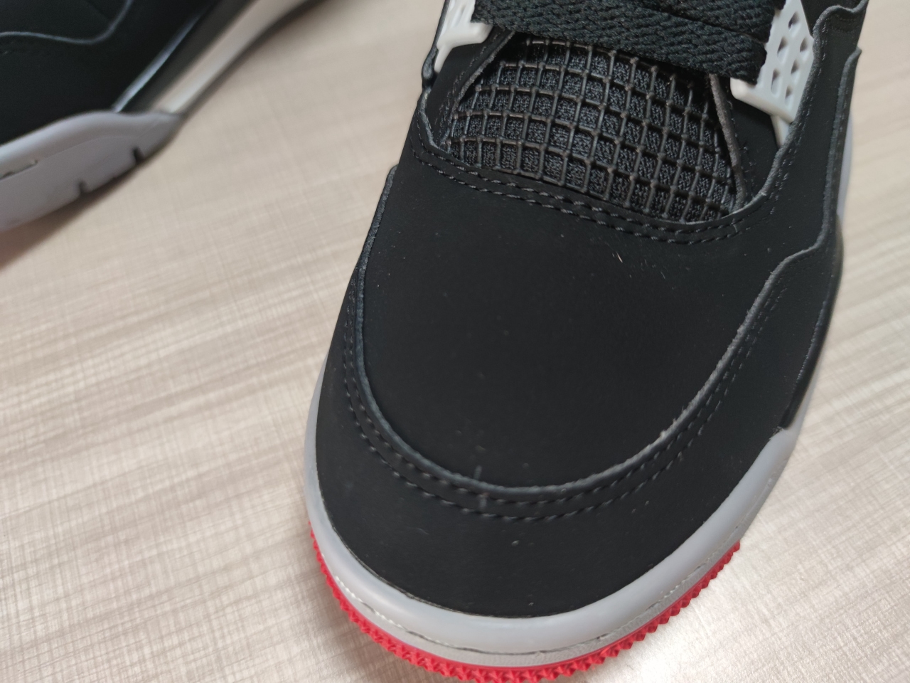 Air Jordan 4 Bred 308497-060