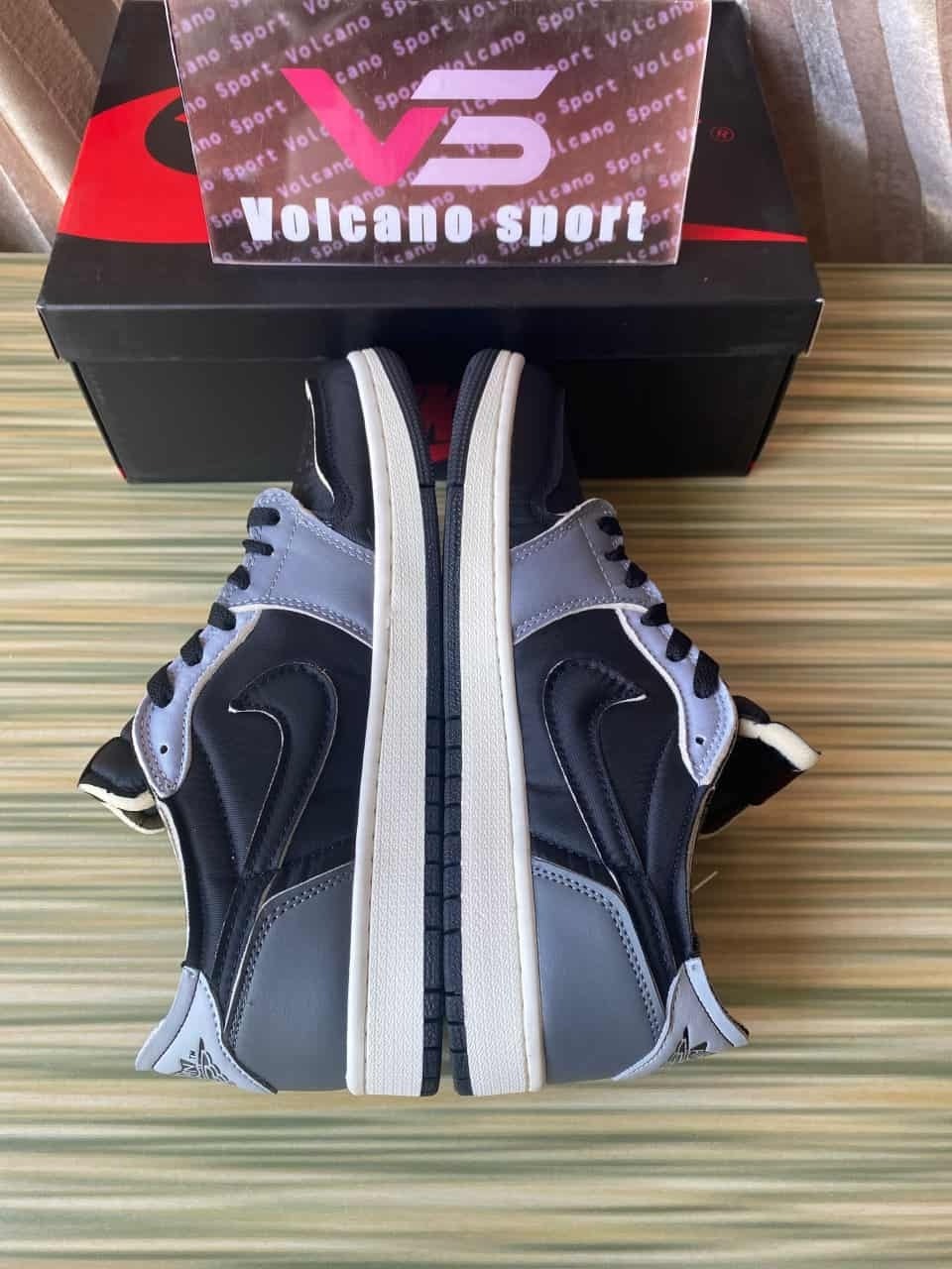 Jordan 1 Low OG EX Black Smoke Grey DV0982-006