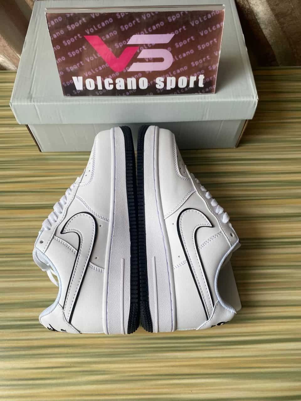 Air Force 1 '07 Low White Black Outline Swoosh DV0788-103