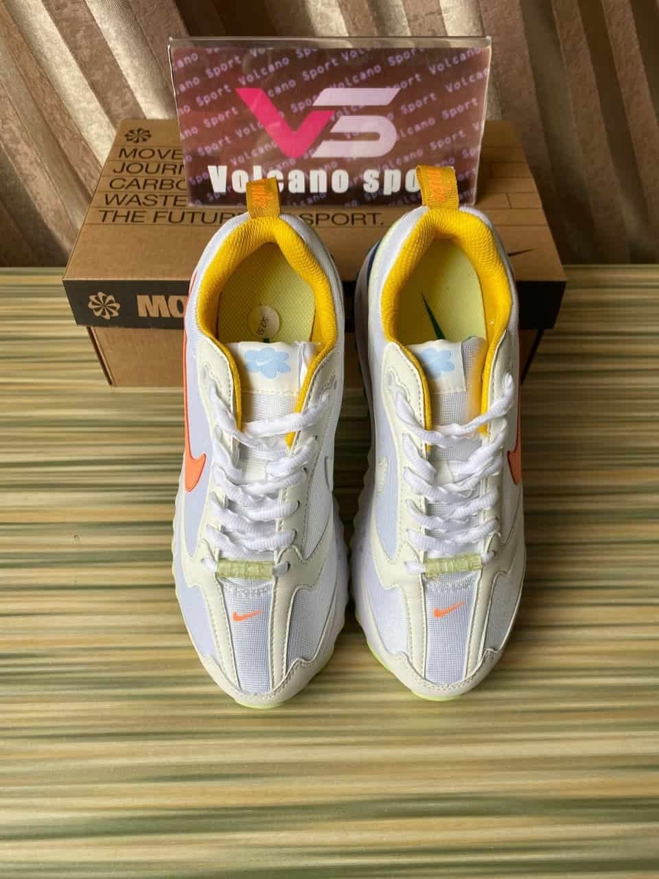 Air Max Dawn Peach Cream Light Thistle DX3717-100