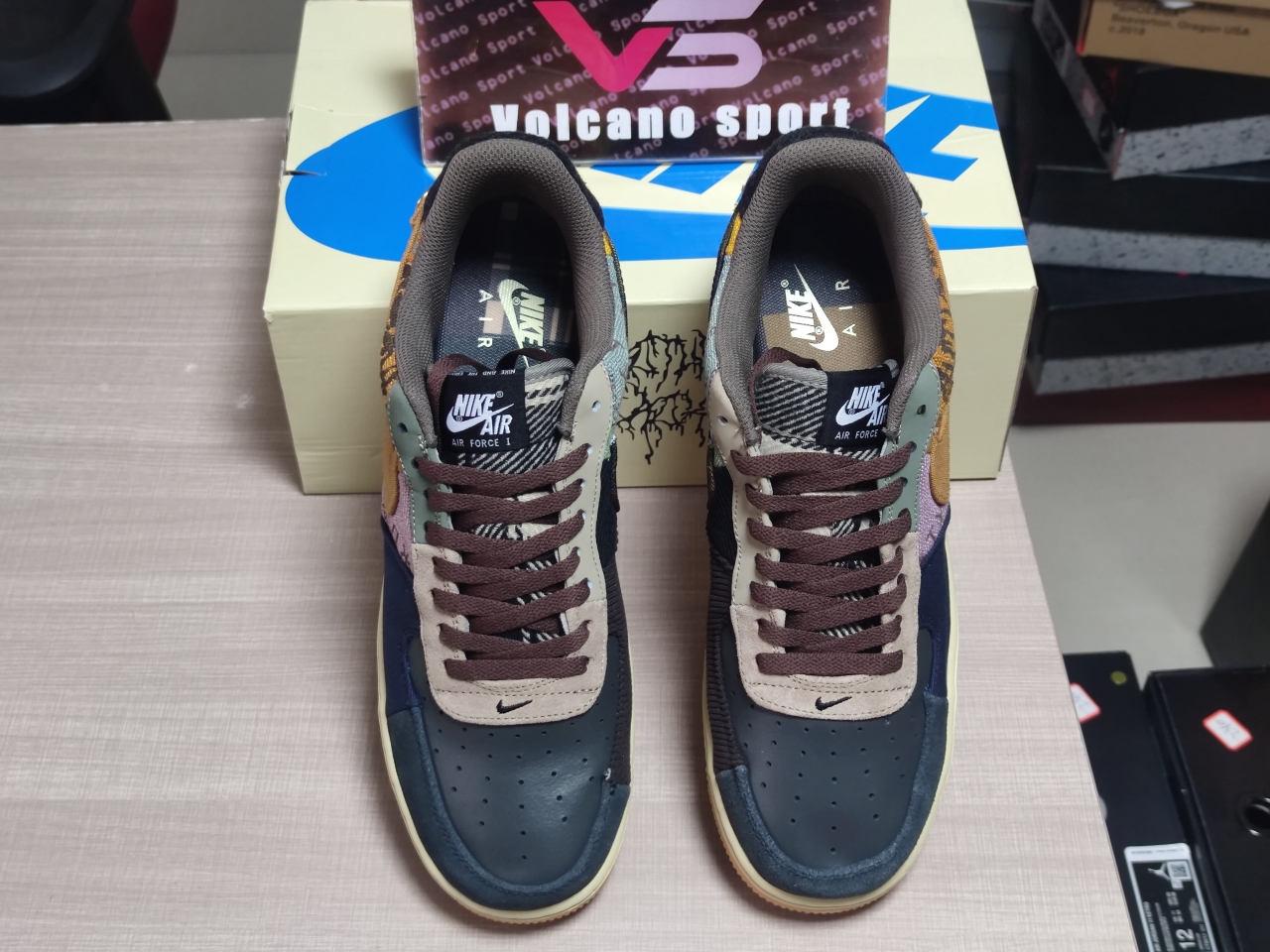 Air Force 1 Low Travis Scott Cactus Jack CN2405 900