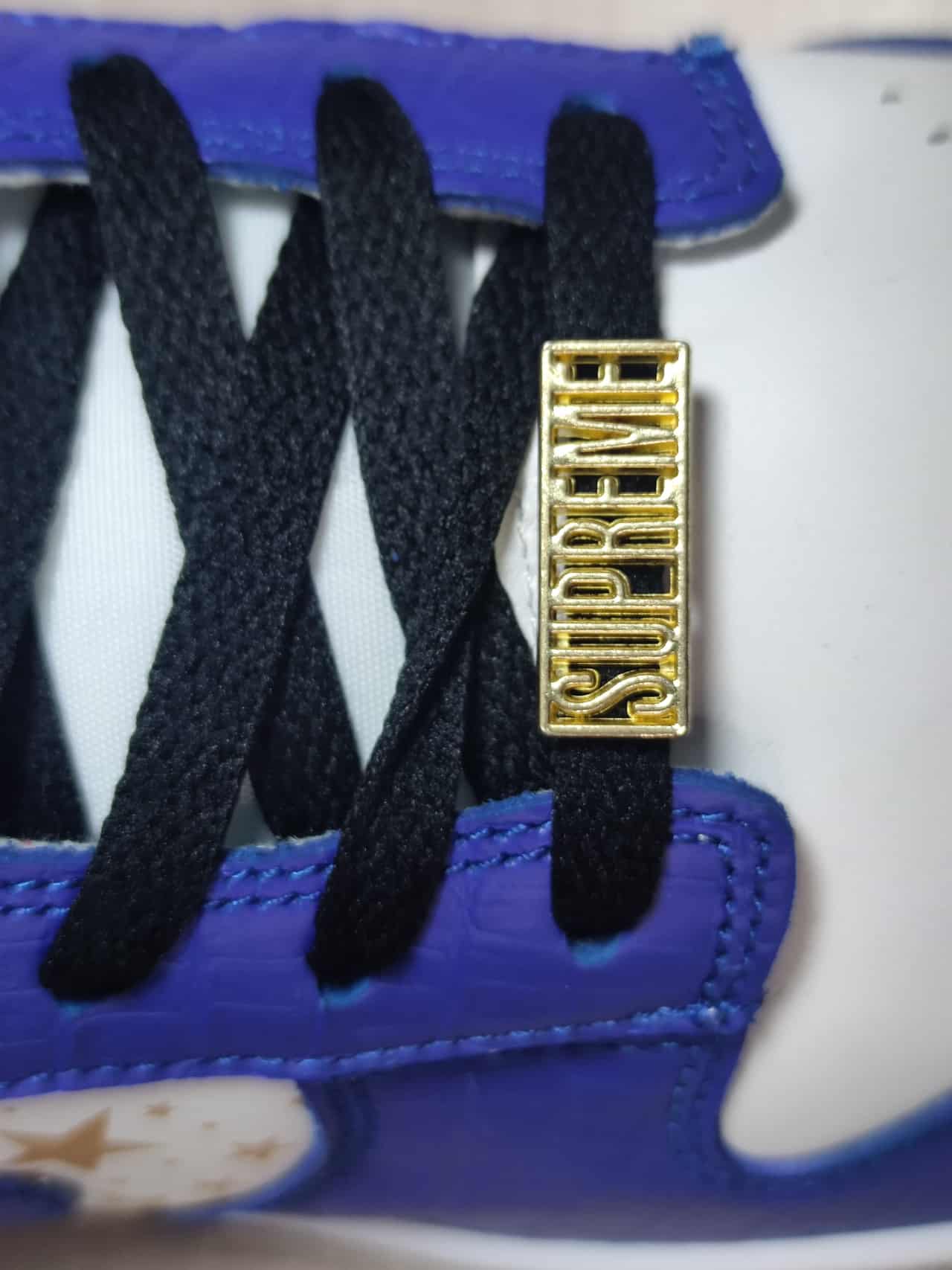 SB Dunk Low Supreme Stars Hyper Royal DH3228 100