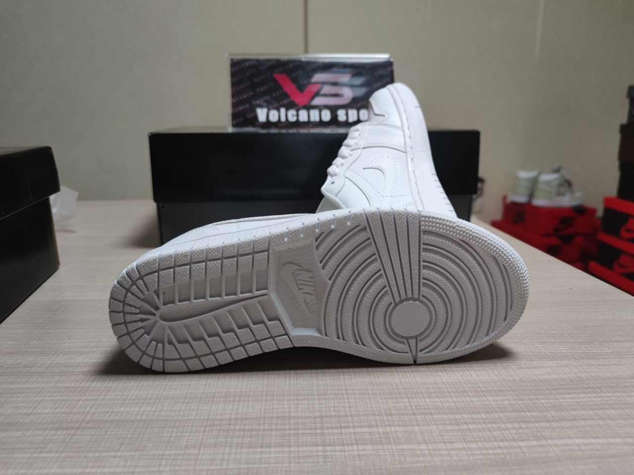 Jordan 1 Low All white 553558 130