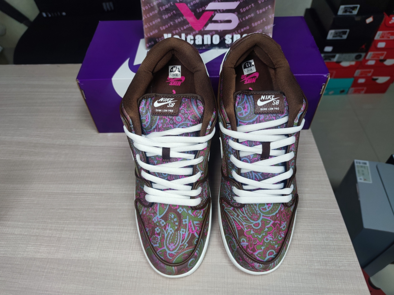 SB Dunk Low Pro Paisley Brown DH7534-200