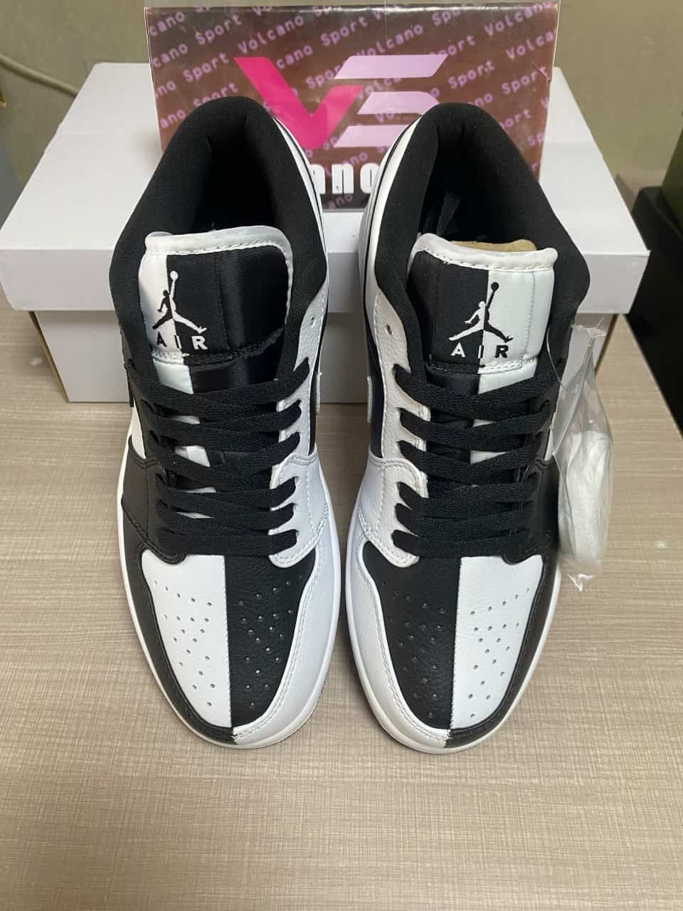 Jordan 1 Low SE Homage Split White Black DR0502-101