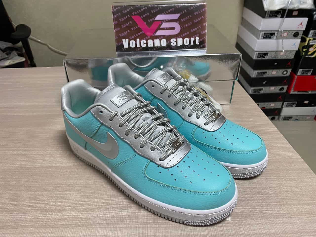 Blue Tiffany & Co.Air Force 1 DZ1382-003