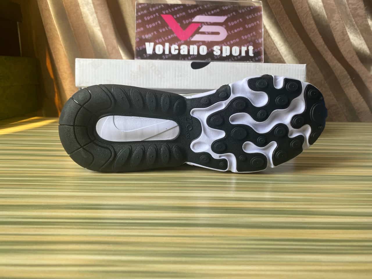 Air Max 270 React White Black Metallic Pewter CT1264-101