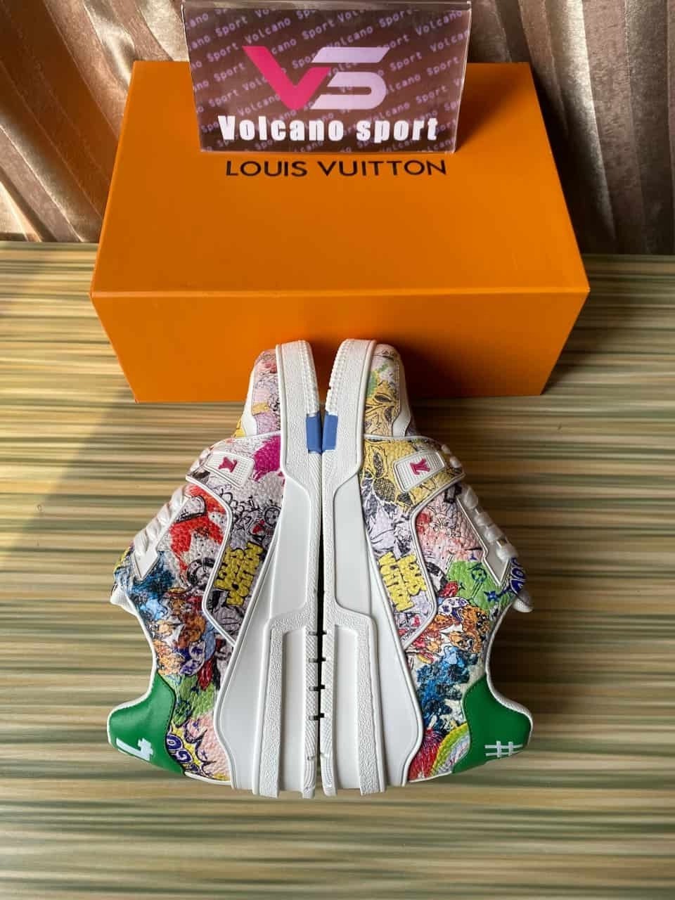 LV Trainer Comic Motifs Multi