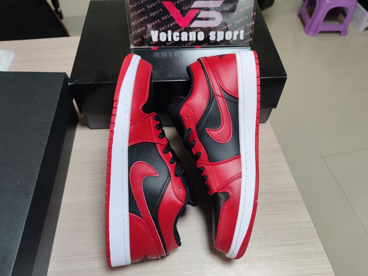 Jordan 1 Low“ Varsity Red”553558 606