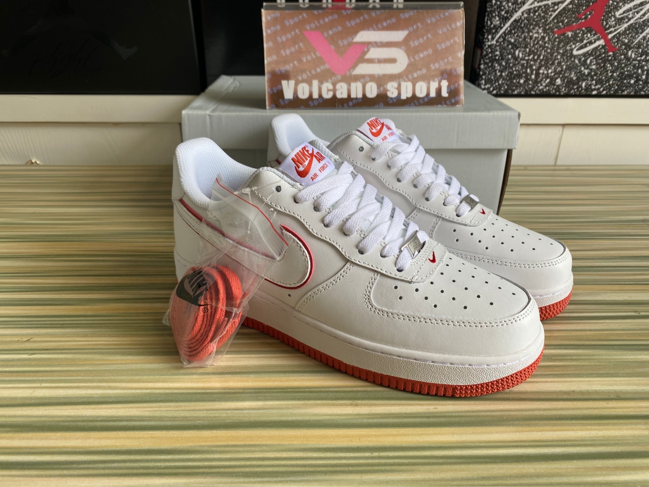 Nike Air Force 1 Low '07 White Picante Red DV0788-102
