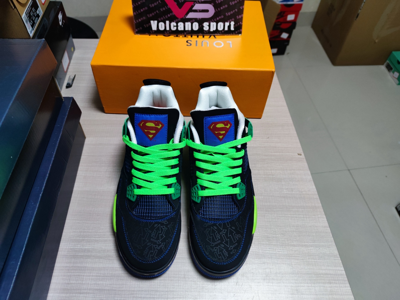 Jordan 4 Retro Doernbecher 408452-015