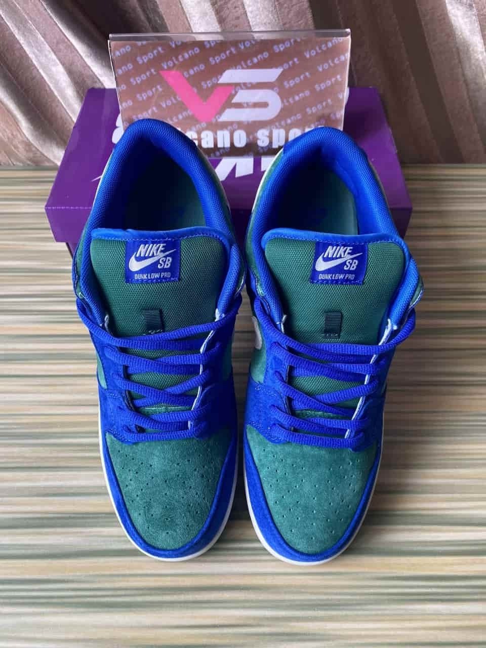 Nike SB Dunk Low Deep Royal Blue HF3704-400