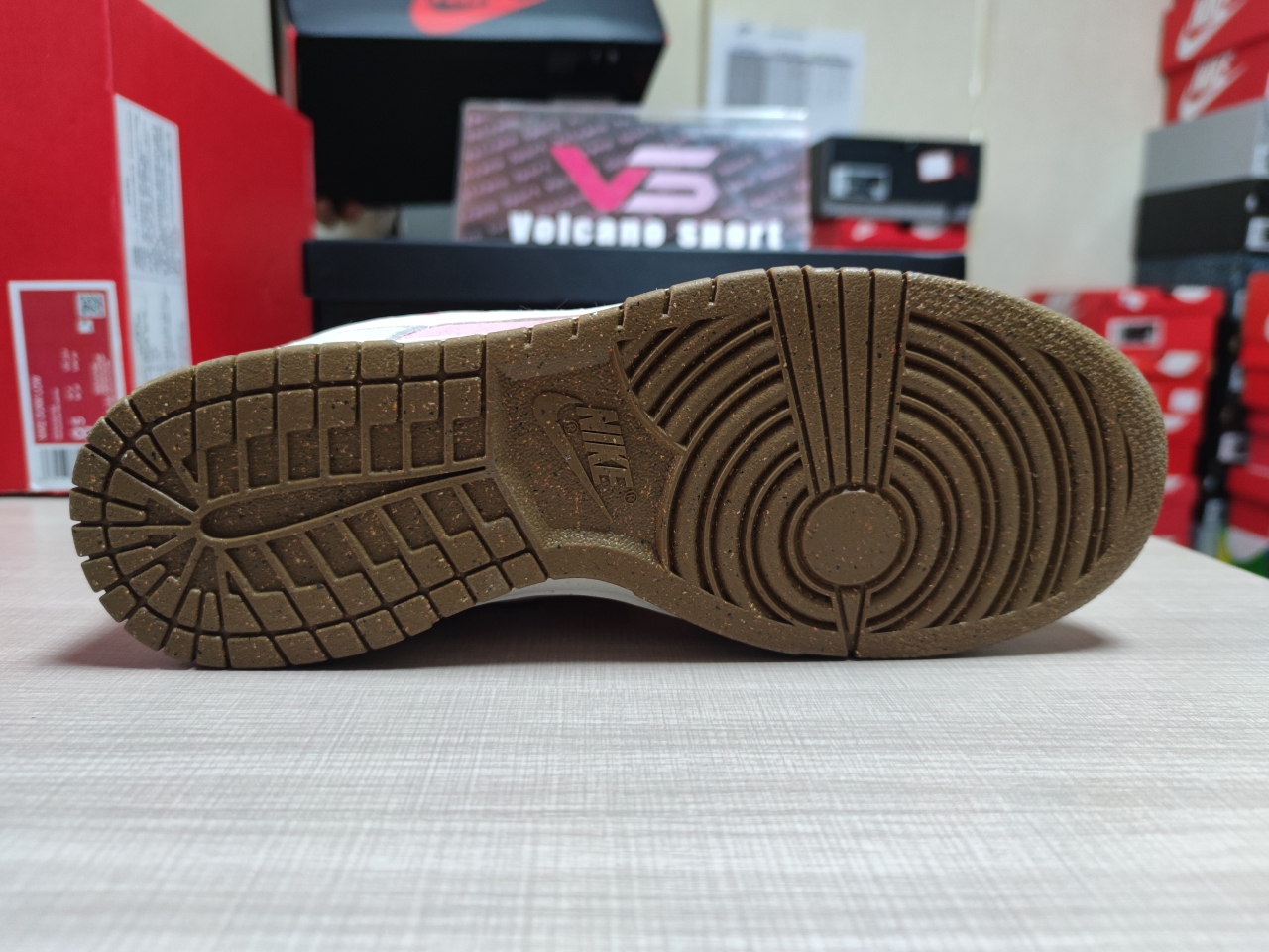 Dunk Low SE 85 Double Swoosh Sail Orange DO9457 100