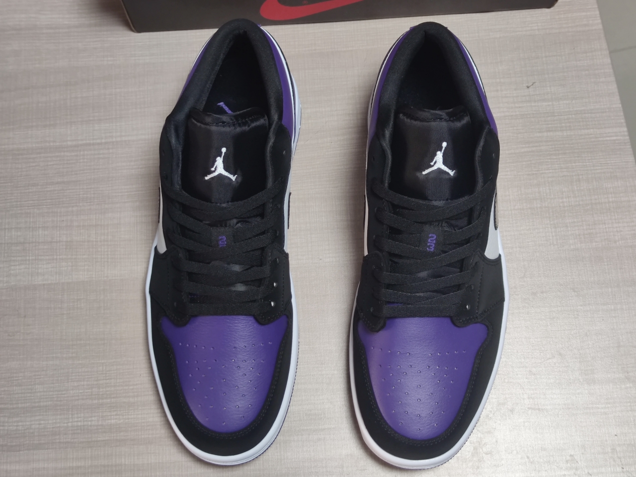 Jordan 1 Low “Purple Court” 553558-125