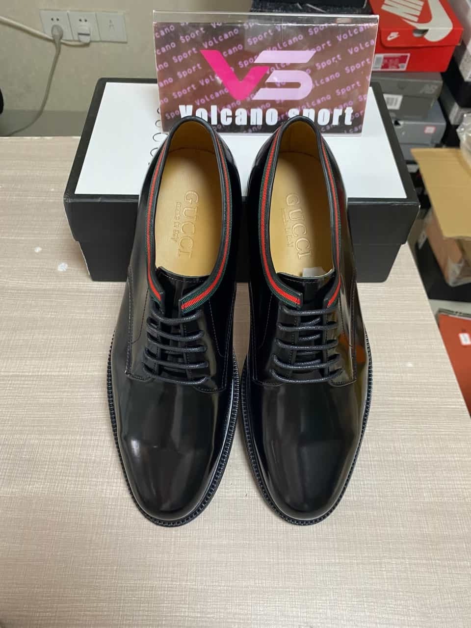 GUCCI Web Lace Up Black Leather
