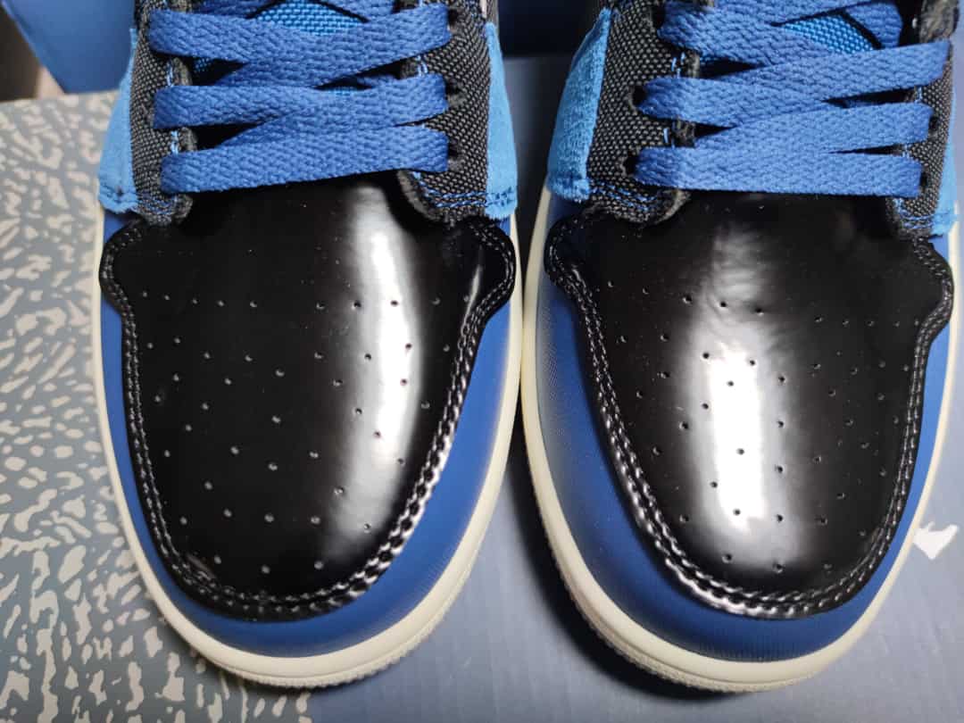 Jordan 1 Low Craft Obsidian DR8867-400