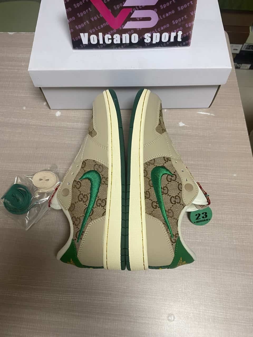 Jordan 1 Low Slip Shadow AV3918-318