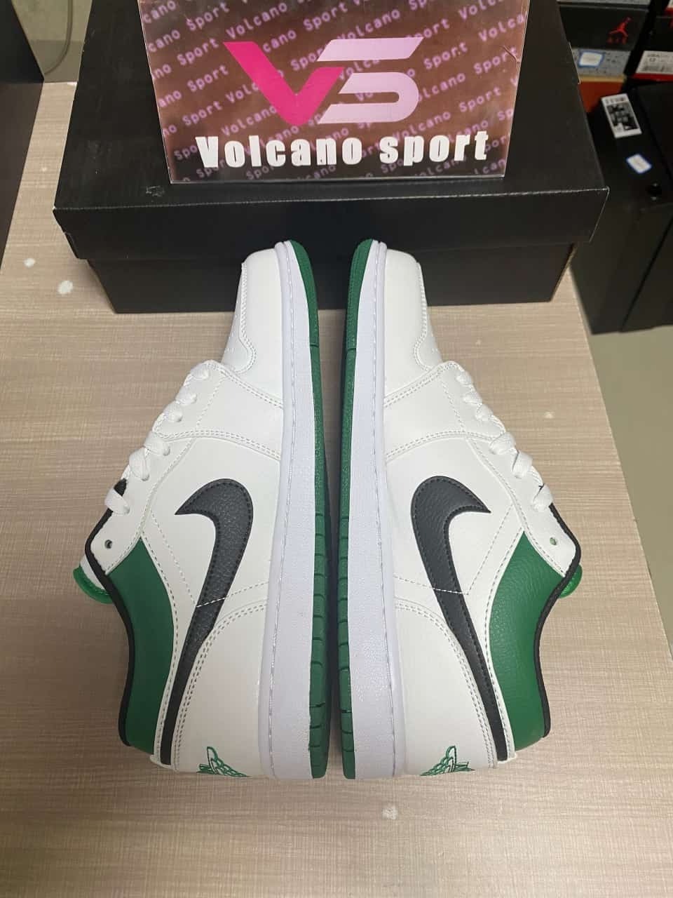 Jordan 1 Low White Lucky Green Black 553558-129