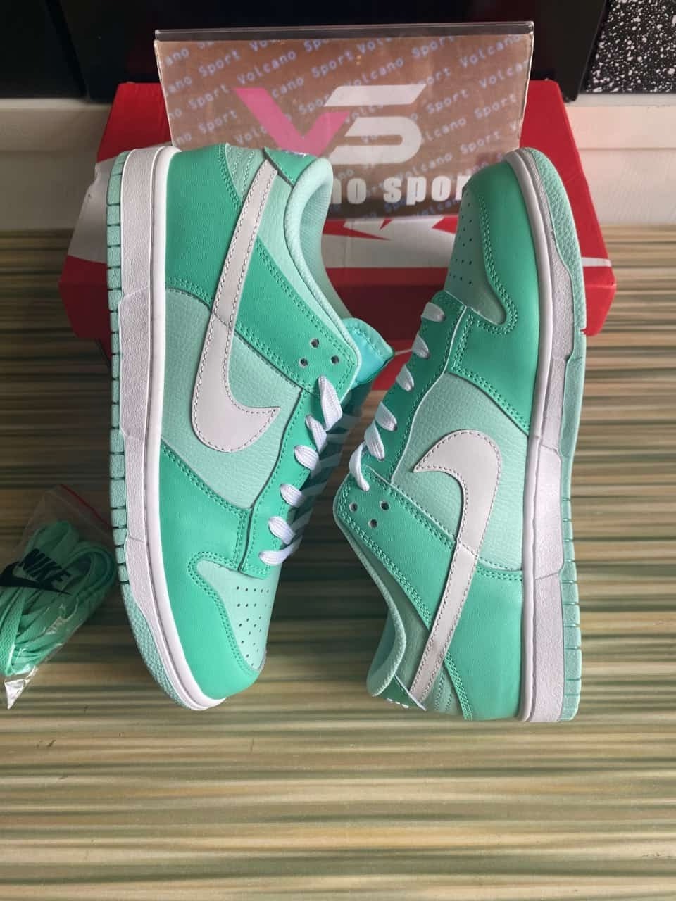 Nike Dunk Low Light Menta DJ6188-301
