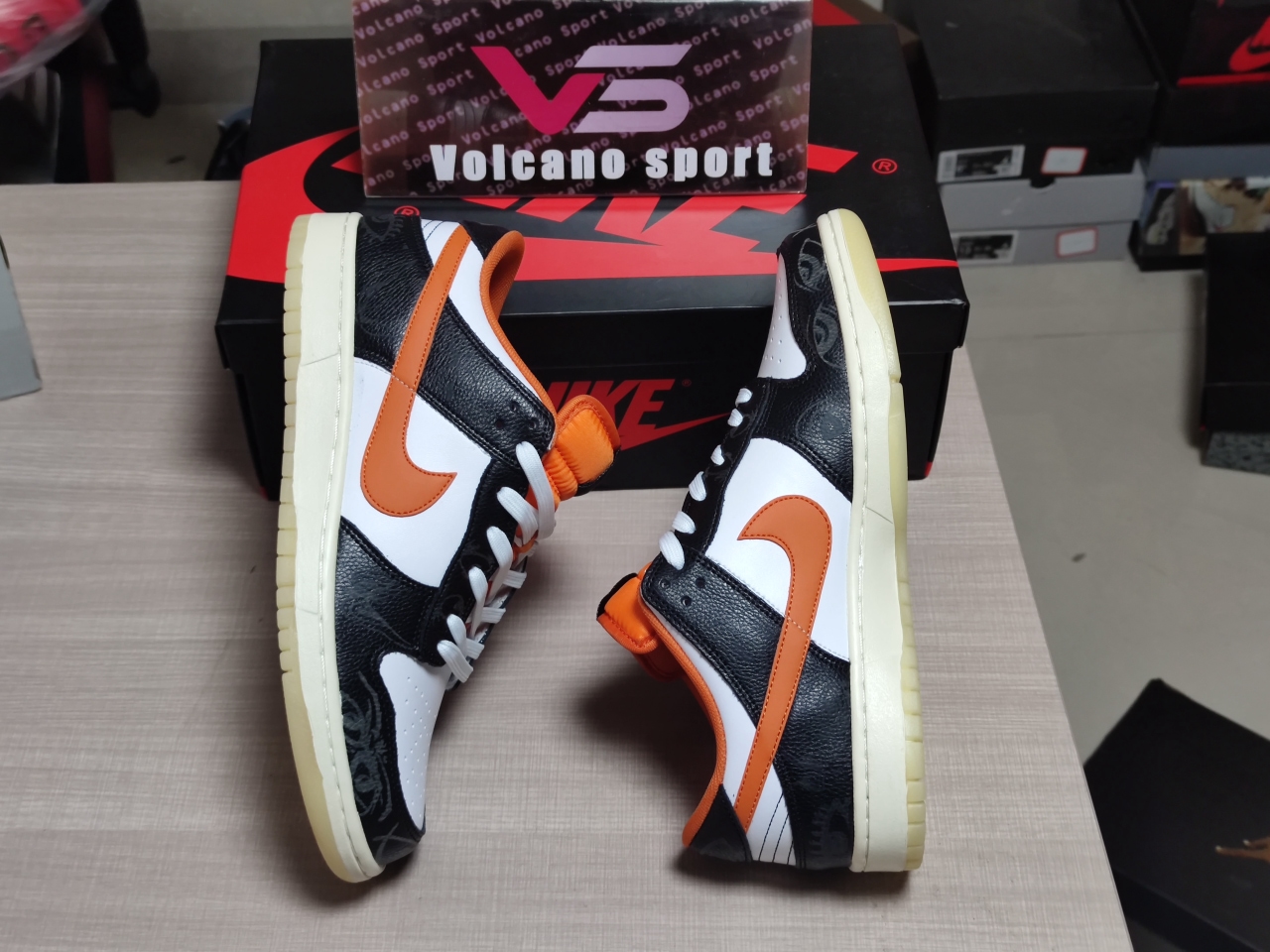 Dunk Low PRM Halloween DD0357 100