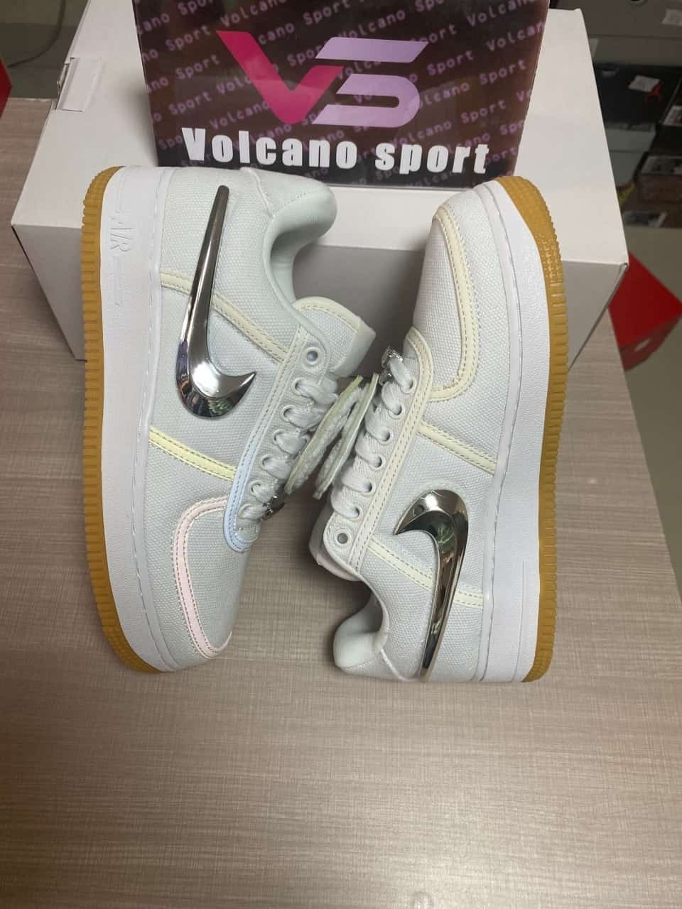 Air Force 1 Low Travis Scott (AF100) AQ4211-100