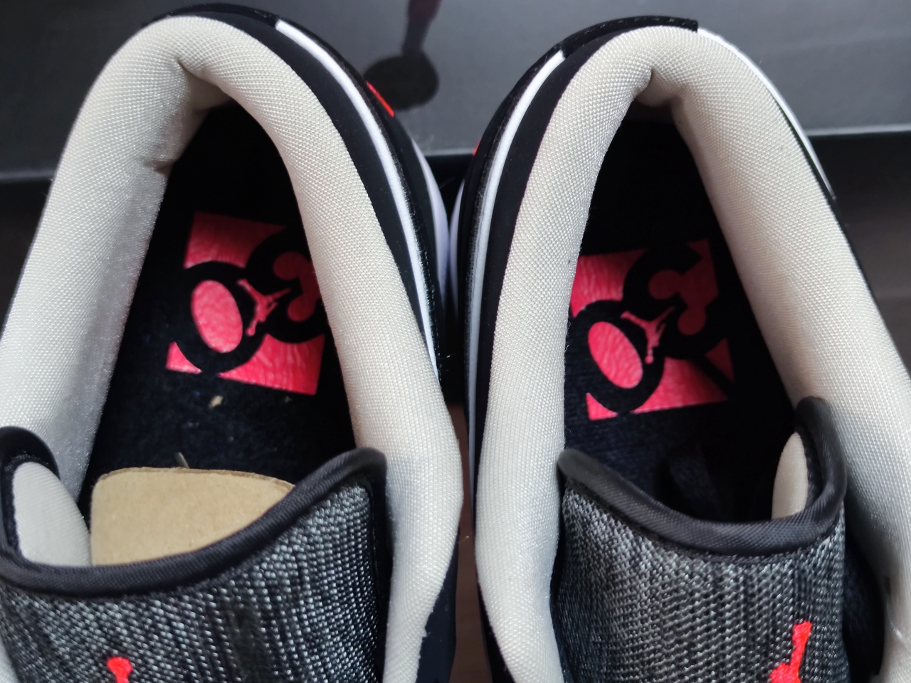 Jordan 1 Low Black White Wolf Grey Infrared 23