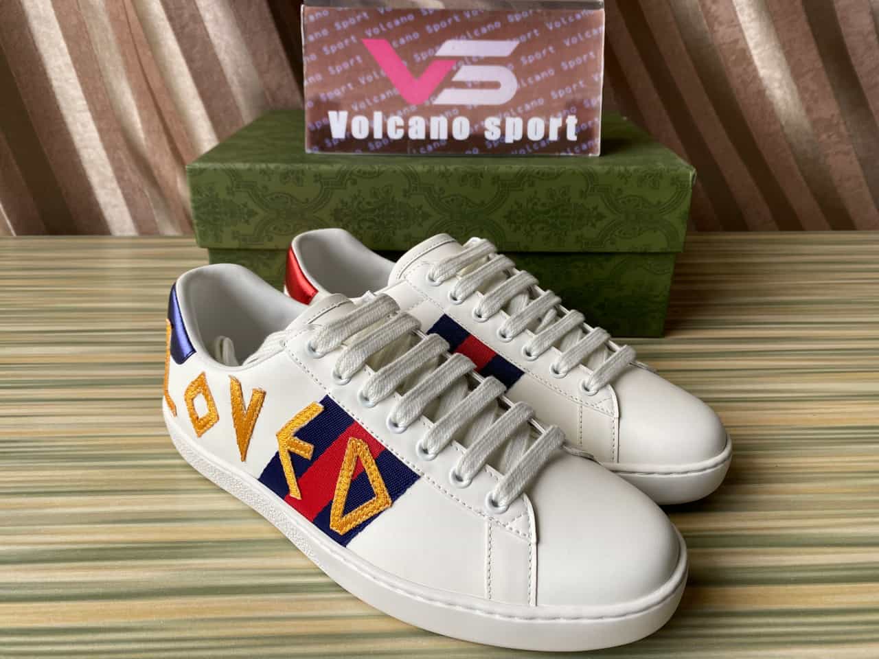 GUCCI Ace Loved Embroidered White Leather