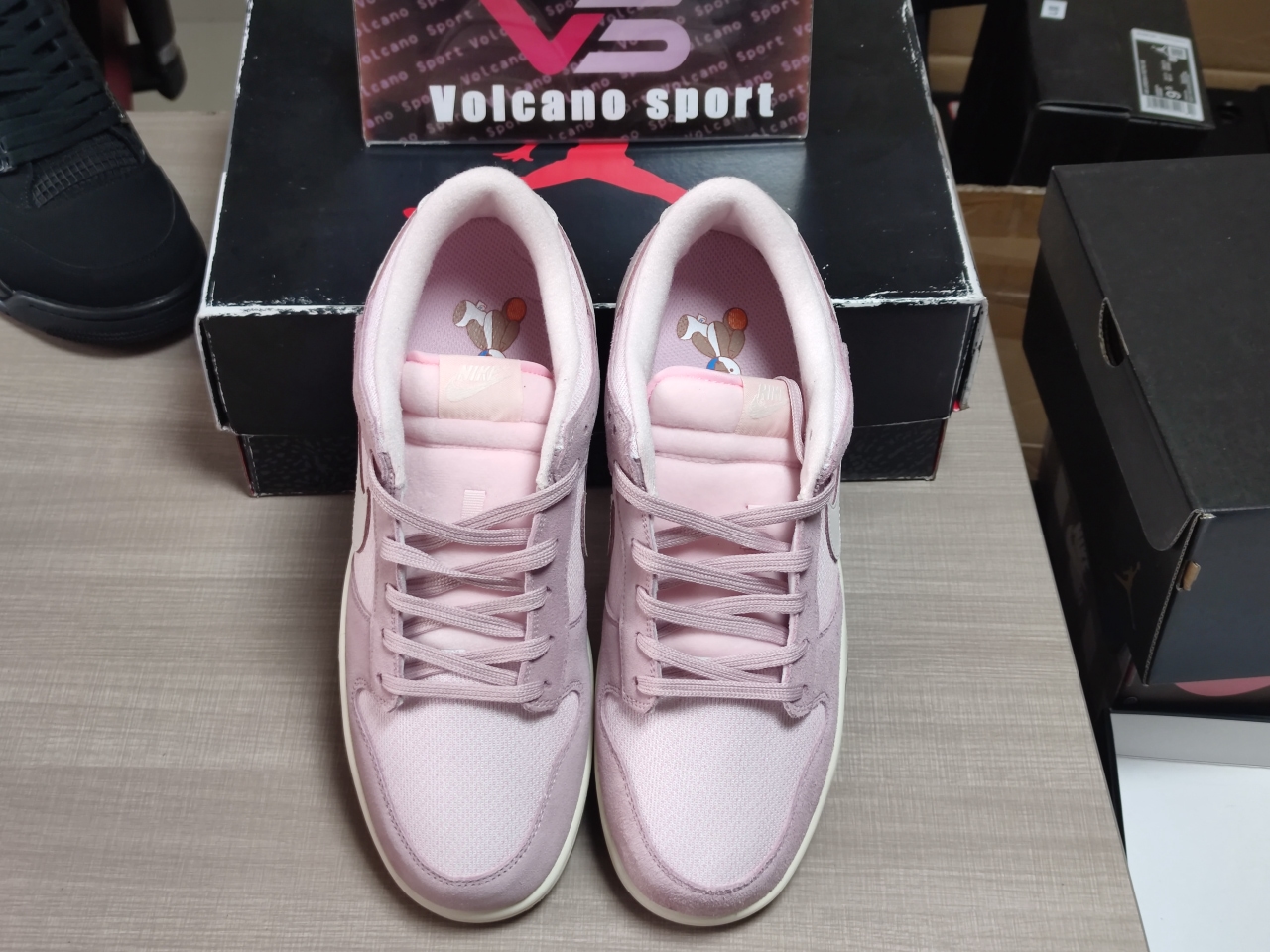 Dunk Low Teddy Bear DZ5318 640
