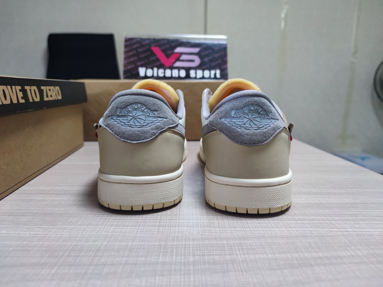 Jordan 1 Low x Off-White Custom CZ0790 102