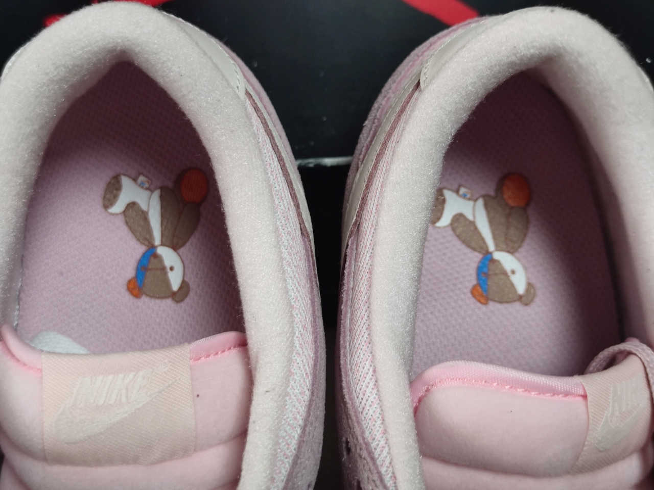 Dunk Low Teddy Bear DZ5318 640
