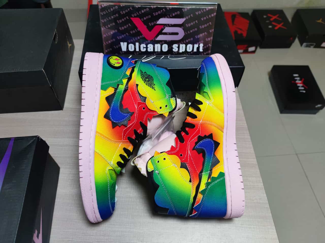 J Balvin x Jordan 1 High OG DC3481 900